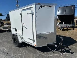 enclosed v nose cargo trailer 5 x 8 (barn doors)