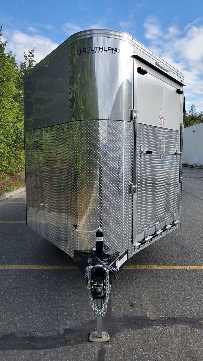 enclosed sled trailer (8.5x20)